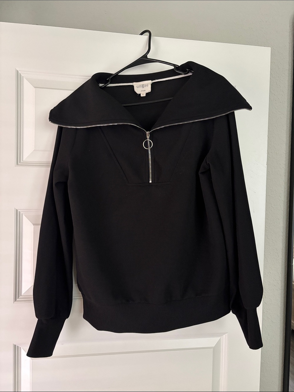 Umgee Black Sailor Collar Zip Pullover